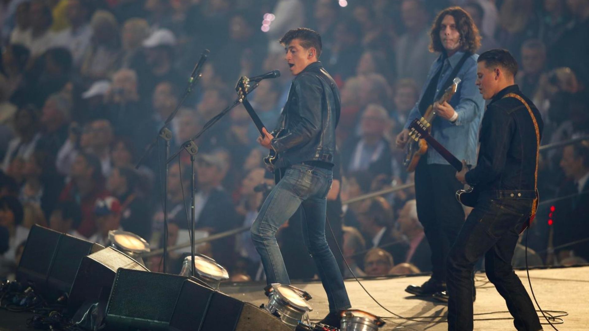 How To Play “Do I Wanna Know” on Guitar?