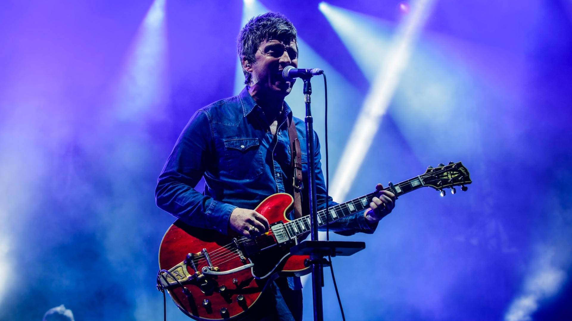 How Did Noel Gallagher Learn Guitar