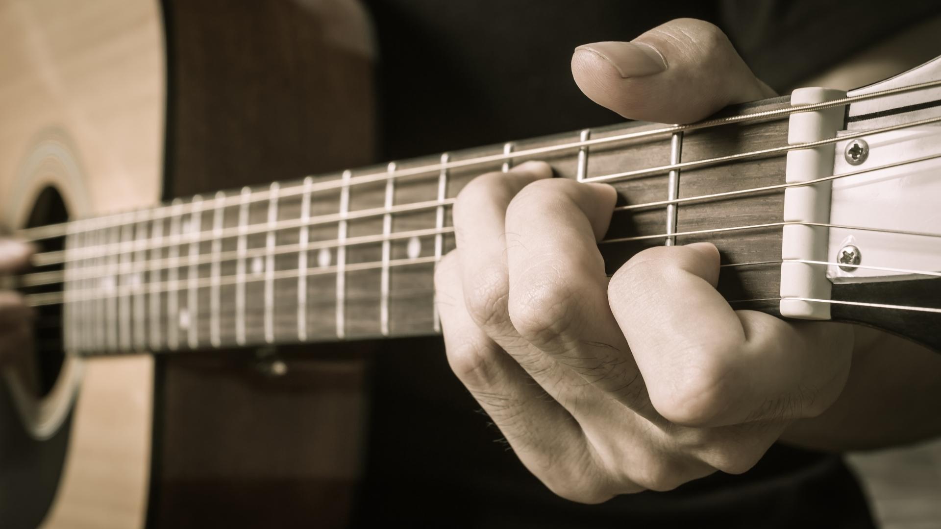 How to Play the C Major Chord on Guitar